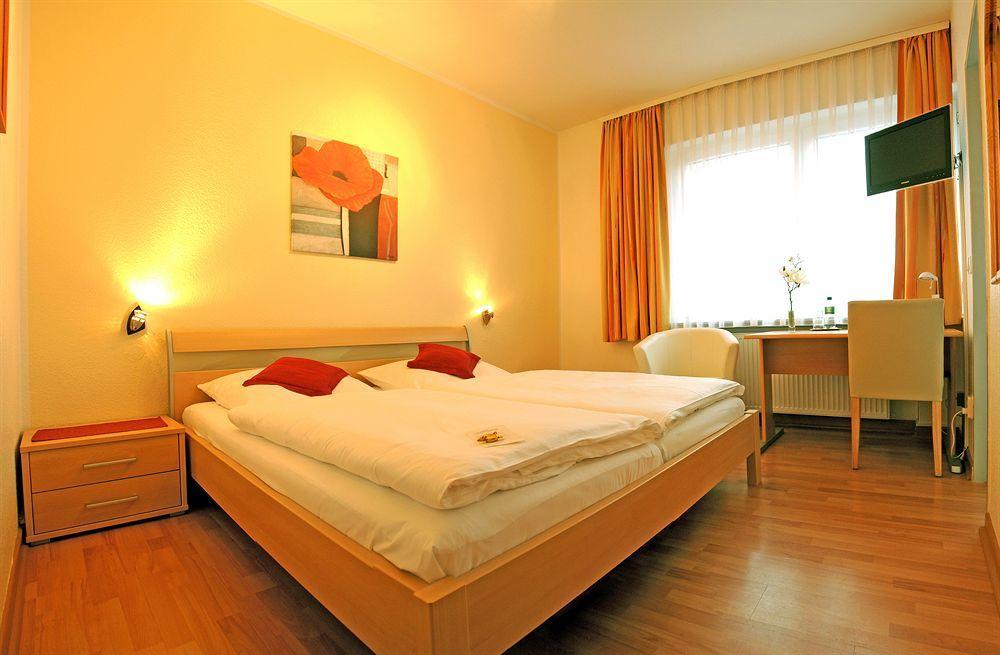 Hotel Herrenhof Любек Екстериор снимка