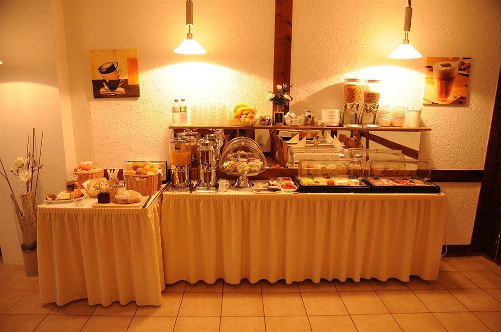 Hotel Herrenhof Любек Екстериор снимка