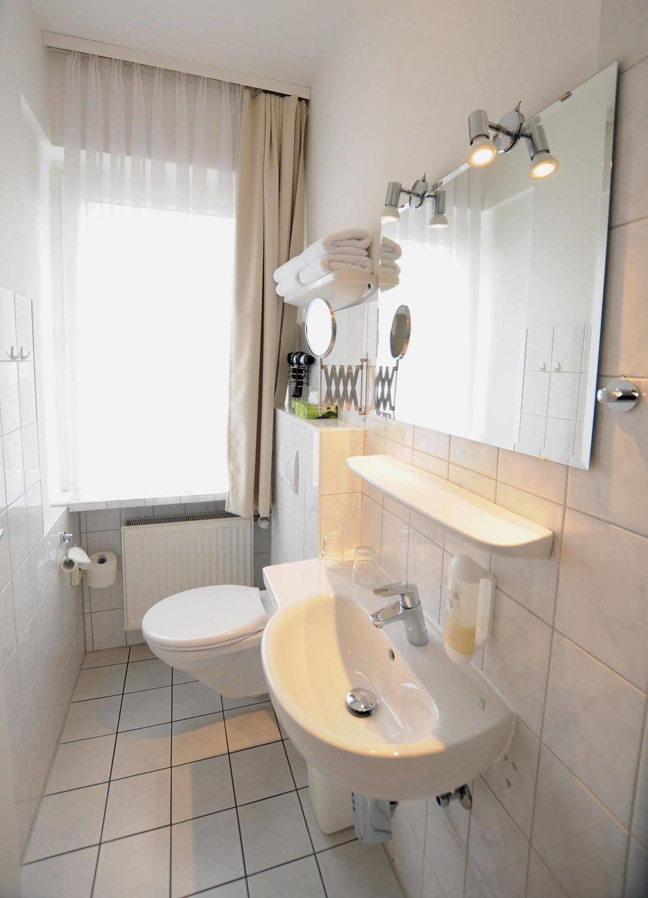 Hotel Herrenhof Любек Екстериор снимка
